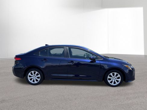Used 2024 Toyota Corolla LE FWD image 9