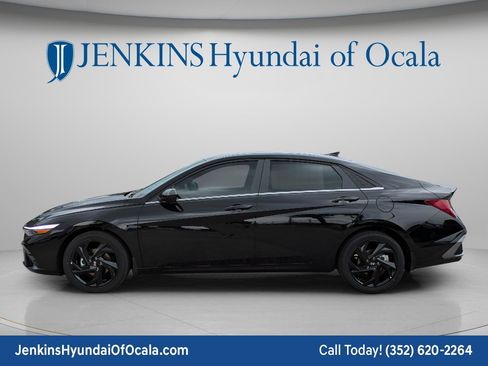 New 2026 Hyundai Elantra SEL Sport Premium FWD image 9