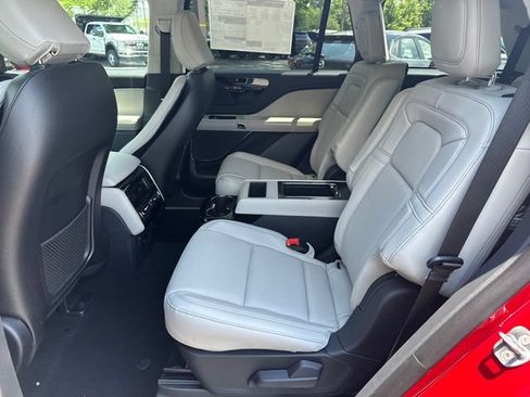 New 2026 Lincoln Aviator Reserve w/ Jet Appearance Package AWD/4WD image 20