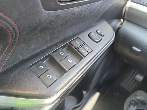 Used 2015 Toyota Camry XSE FWD image 25