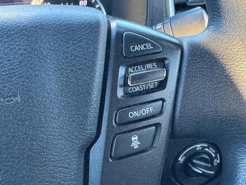 Certified 2022 Nissan Frontier SV w/ Technology Package image 19