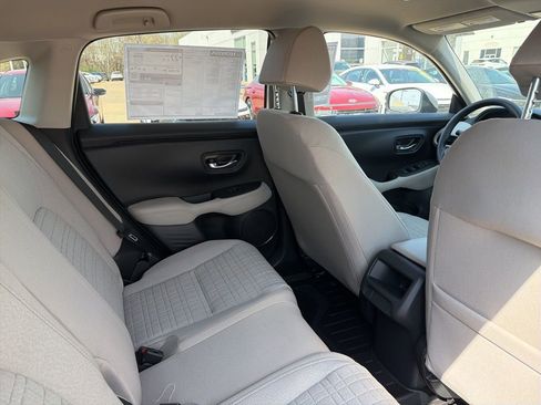 New 2026 Honda HR-V LX image 12