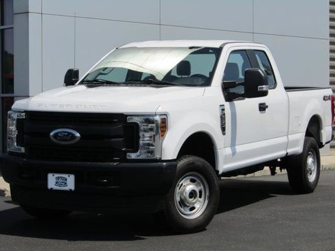 Used 2019 Ford F250 XL w/ Power Equipment Group AWD/4WD image 30