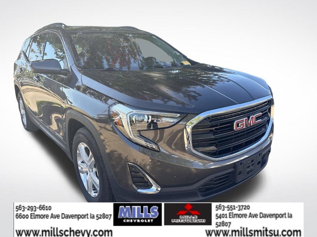 Used 2020 GMC Terrain SLE w/ Driver Convenience Package FWD image 2