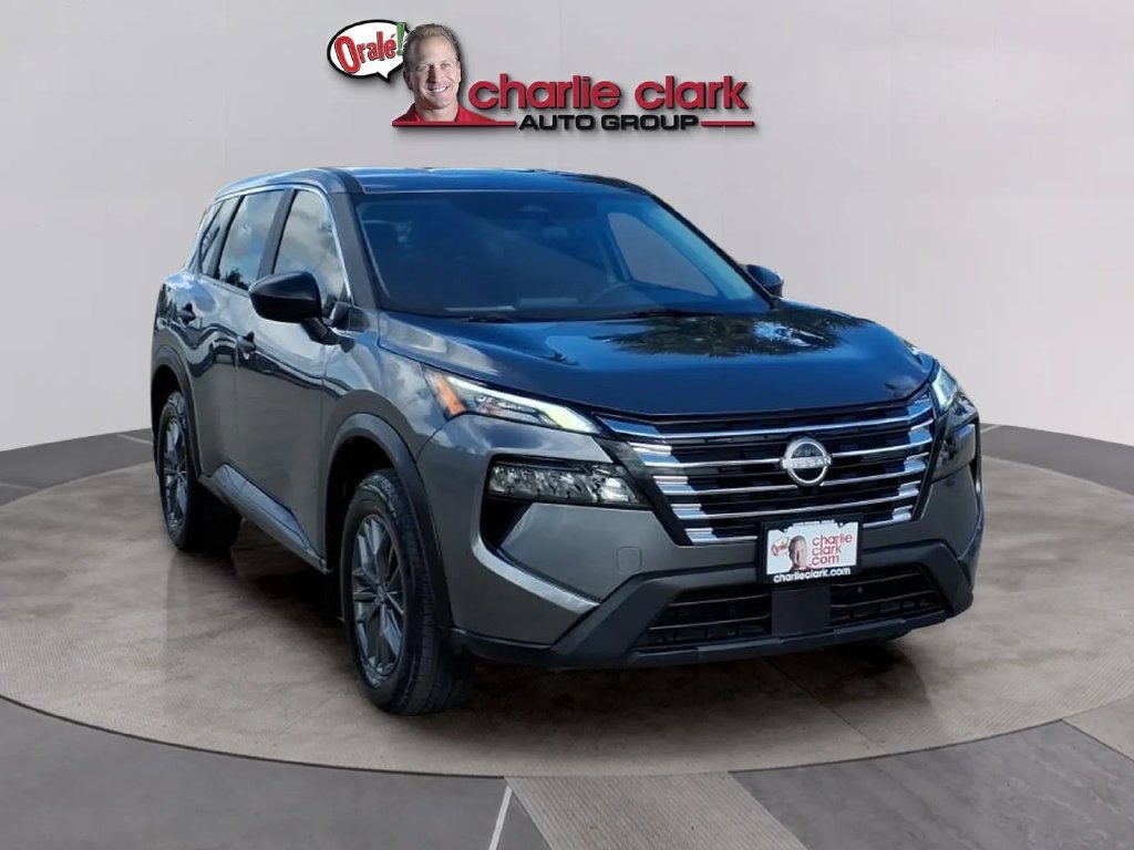 Used 2024 Nissan Rogue S FWD image 7