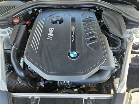 Used 2018 BMW 540i w/ M Sport Package image 22