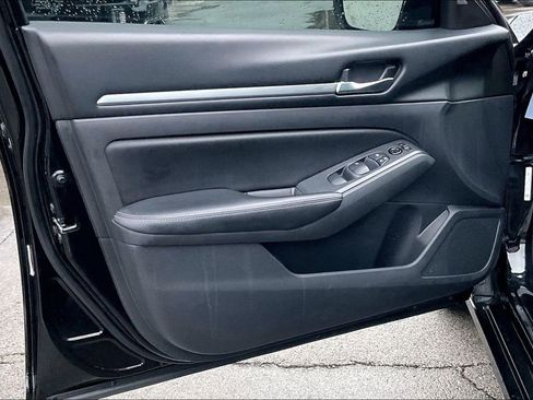 Used 2022 Nissan Altima 2.5 SV image 24