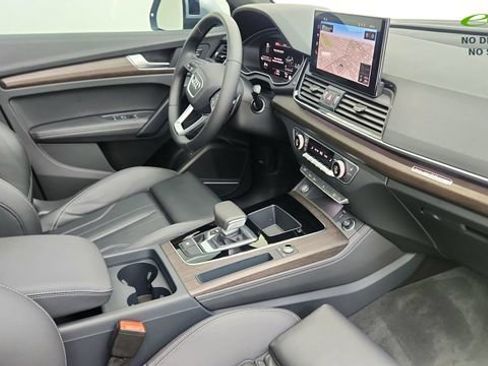 Used 2025 Audi Q5 2.0T Premium Plus w/ Premium Plus Package AWD/4WD image 23