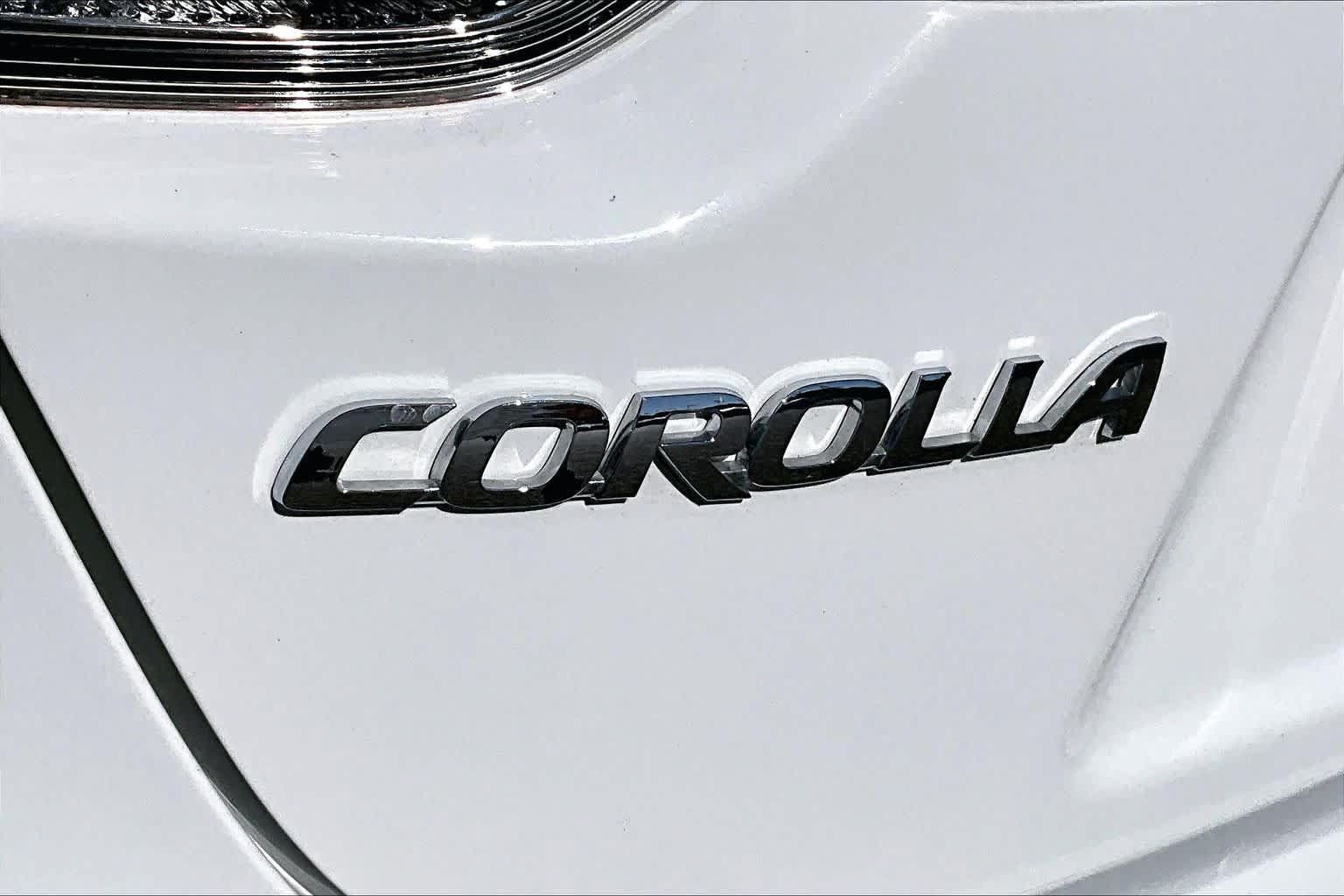 Used 2024 Toyota Corolla SE FWD image 30