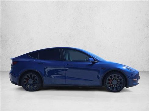 Used 2022 Tesla Model Y Performance AWD/4WD image 4