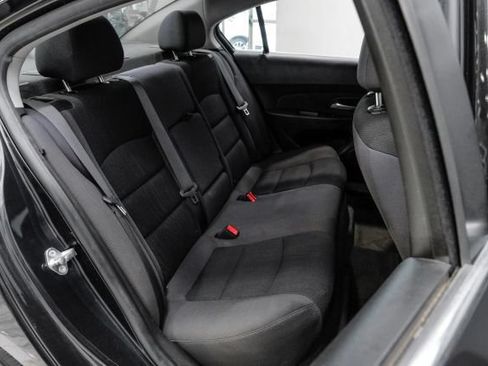 Used 2015 Chevrolet Cruze LT FWD image 33