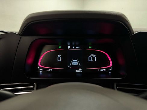 Used 2025 Hyundai Elantra Sport FWD image 18