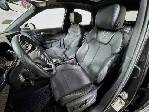 Used 2023 Audi SQ5 Premium w/ Convenience Package image 14