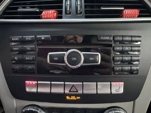 Used 2014 Mercedes-Benz C 250 Sedan image 34