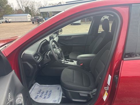 Used 2025 Ford Escape Active image 4