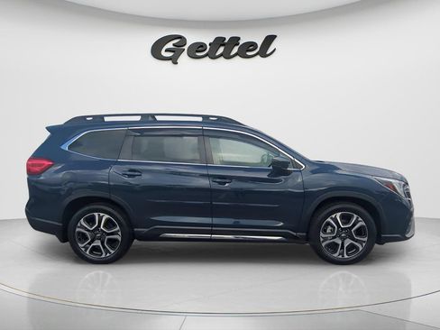 Used 2024 Subaru Ascent Limited w/ Technology Package AWD/4WD image 4