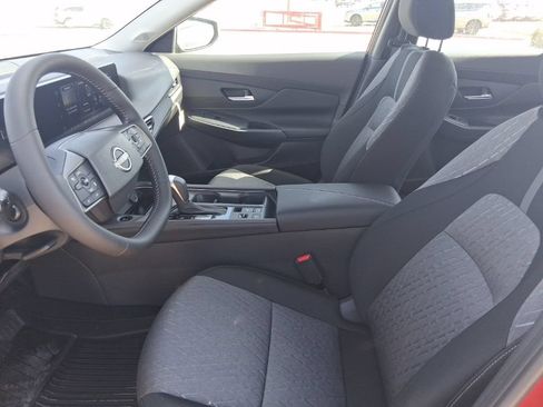 New 2026 Nissan Sentra SV w/ SV Convenience Package FWD image 22