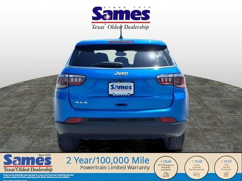 Used 2025 Jeep Compass Sport AWD/4WD image 4