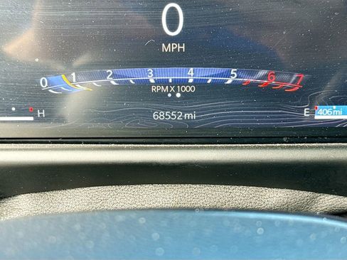 Used 2024 Jeep Wagoneer L Series II image 12