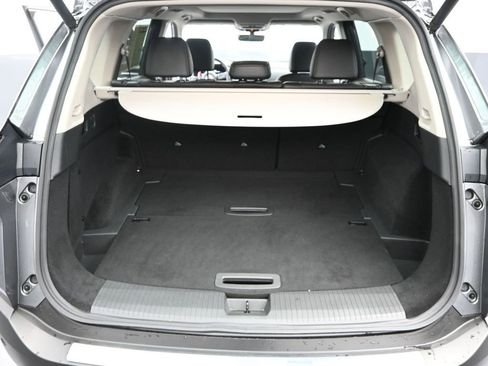 Used 2023 Nissan Rogue Platinum w/ Platinum Premium Package image 11