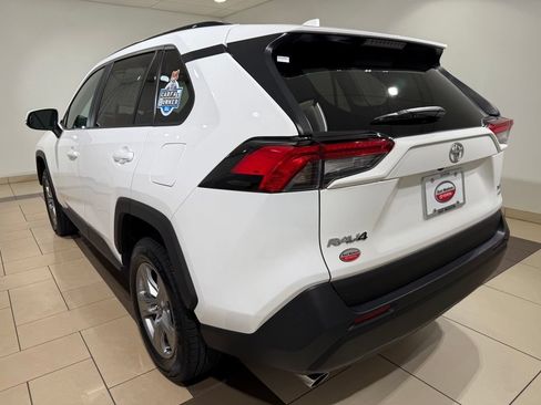 Certified 2025 Toyota RAV4 XLE AWD/4WD image 3