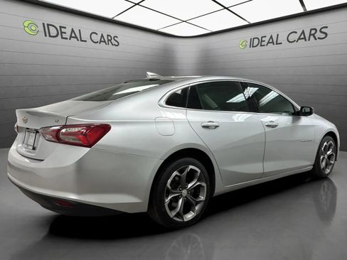 Used 2021 Chevrolet Malibu LT FWD image 5