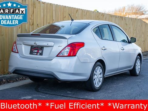 Used 2017 Nissan Versa SV image 6