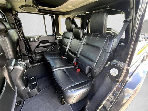 Used 2020 Jeep Wrangler Unlimited Sahara AWD/4WD image 25