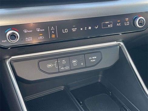 New 2026 Kia Carnival SX Prestige image 39