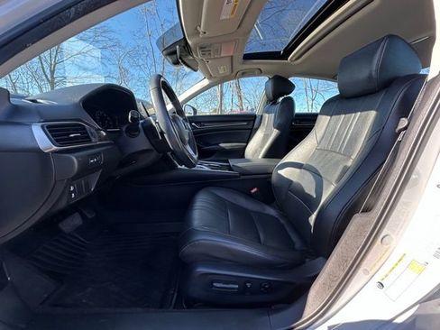 Used 2019 Honda Accord EX-L image 24