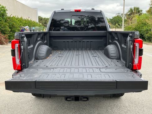 Certified 2026 Ford F350 Platinum w/ Platinum Plus Package image 10