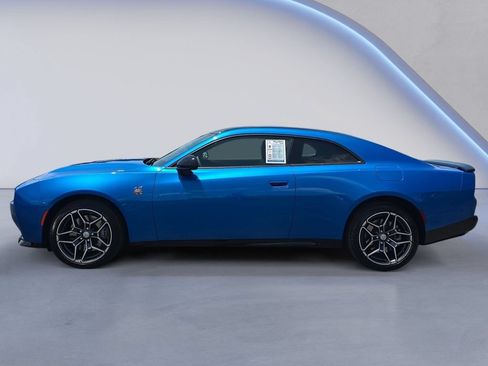 Used 2026 Dodge Charger Scat Pack AWD/4WD image 2