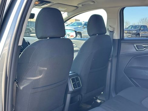 Used 2024 Kia Sportage LX image 10