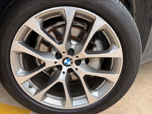 Used 2019 BMW X5 xDrive40i w/ Convenience Package AWD/4WD image 13