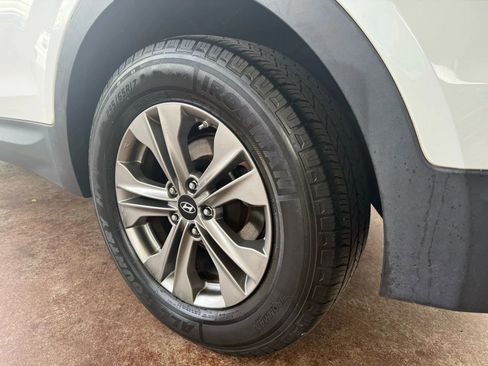 Used 2016 Hyundai Santa Fe Sport image 25