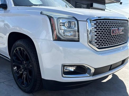 Used 2016 GMC Yukon Denali w/ Open Road Package AWD/4WD image 9