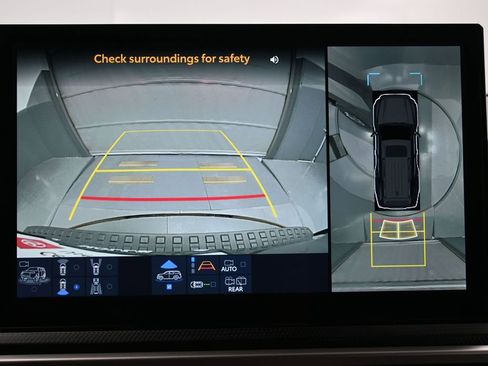 Used 2025 Toyota 4Runner Limited image 25