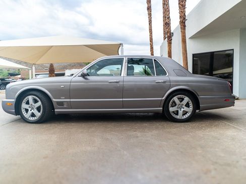 Used 2005 Bentley Arnage T RWD image 2