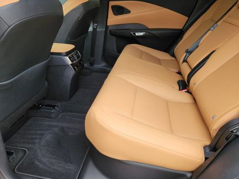 Certified 2025 Lexus RX 350 FWD w/ Technology Package image 30