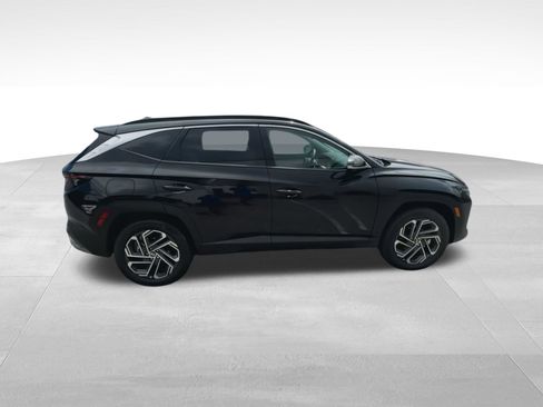 Used 2025 Hyundai Tucson Limited image 9