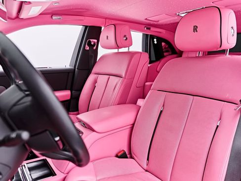 Used 2024 Rolls-Royce Phantom Sedan w/ The Phantom Package RWD image 53