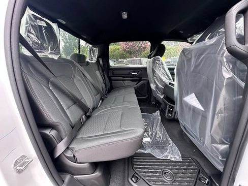 New 2026 RAM 1500 Express AWD/4WD image 29