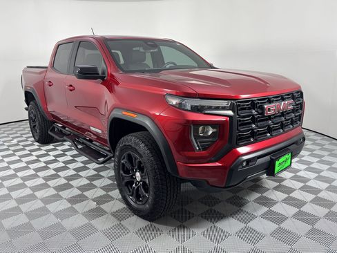 Used 2024 GMC Canyon Elevation w/ Elevation Premium Package RWD image 5