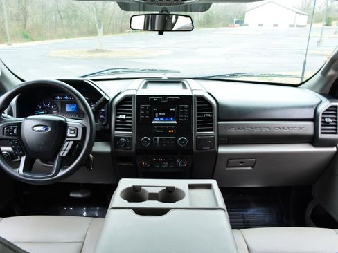 Used 2019 Ford F250 XL w/ Power Equipment Group image 17