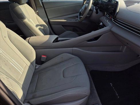 Used 2023 Hyundai Elantra SEL w/ Convenience Package FWD image 26