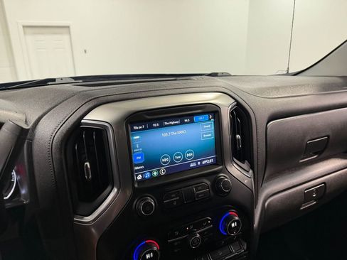 Used 2021 Chevrolet Silverado 1500 LT w/ Z71 Off-Road Package image 78