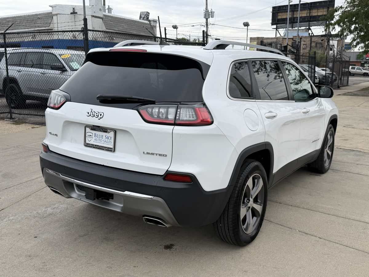 Used 2019 Jeep Cherokee Limited w/ Trailer Tow Group AWD/4WD image 5