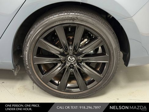 Used 2021 MAZDA MAZDA6 Carbon Edition FWD image 12