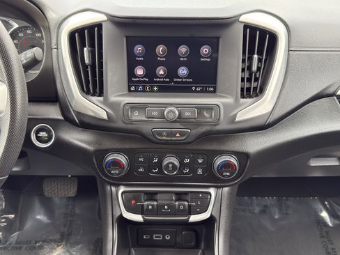 Used 2022 GMC Terrain SLE w/ Driver Convenience Package AWD/4WD image 29