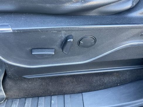 Used 2022 Ford F150 Lariat image 26